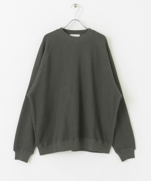 SENSE OF PLACE by URBAN RESEARCH(センスオブプレイスバイアーバンリサーチ)の「カラーワッフルルーズスウェットシャツ(スウェット・メンズ・チャコールグレー/ライトベージュ/ブラウン・MEDIUM/LARGE)」の8枚目の写真