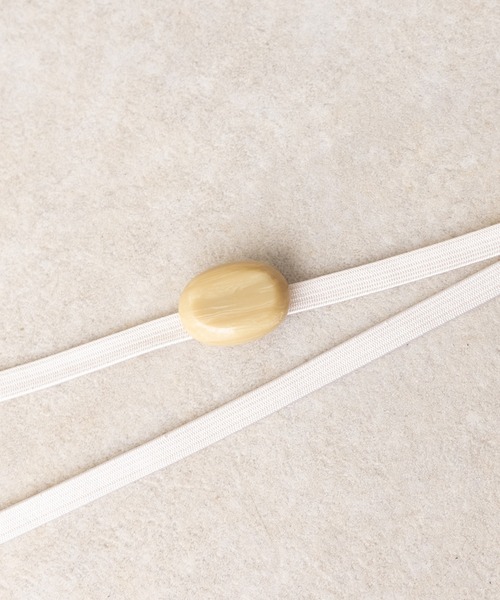 ゆかた館グレース（ユカタカングレース）の「帯飾り　beige & green（和装小物・レディース・サックスブルー系2/グレー系2/オレンジ系1/ホワイト系1/カーキ系1/カーキ系2/サックスブルー系1/ライトイエロー系1/グレー系1/ライトイエロー系2/ホワイト系2/オレンジ系2/ブラック系1/ブラック系2/イエロー系1/イエロー系2・FREE）」の2枚目の写真