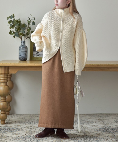 Bab(バブ)の「Wジップもちもちケーブルニットカーディガン(カーディガン/ボレロ・レディース・オレンジ系その他/ベージュ/チャコールグレー/アイボリー・FREE)」の6枚目の写真