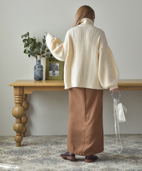 Bab(バブ)の「Wジップもちもちケーブルニットカーディガン(カーディガン/ボレロ・レディース・オレンジ系その他/ベージュ/チャコールグレー/アイボリー・FREE)」の9枚目の写真