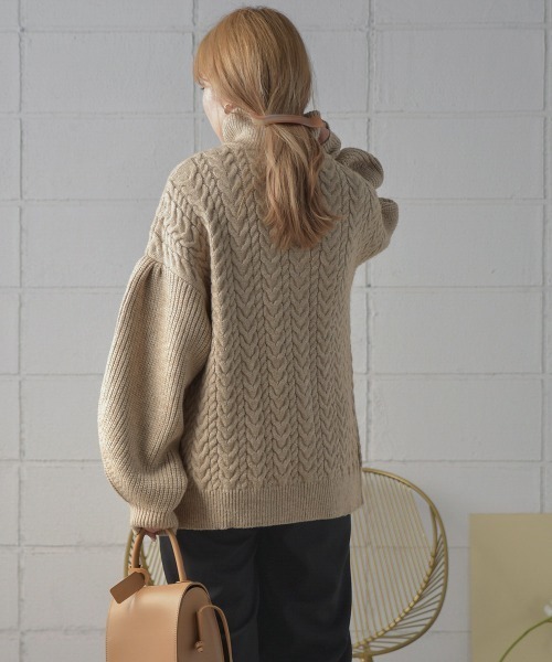 Bab(バブ)の「Wジップもちもちケーブルニットカーディガン(カーディガン/ボレロ・レディース・オレンジ系その他/ベージュ/チャコールグレー/アイボリー・FREE)」の21枚目の写真