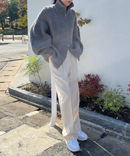 Bab(バブ)の「Wジップもちもちケーブルニットカーディガン(カーディガン/ボレロ・レディース・オレンジ系その他/ベージュ/チャコールグレー/アイボリー・FREE)」の15枚目の写真