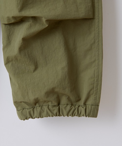 CIAOPANIC TYPY(チャオパニックティピー)の「【KIDS】【WEB限定】ナイロンカーゴパラシュートパンツ(カーゴパンツ・キッズ・アイボリー/ブラック/カーキ・S/M/L/XL/XXL)」の20枚目の写真