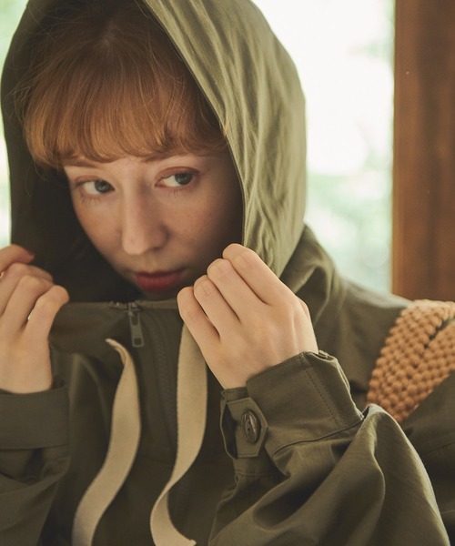 Crisp(クリスプ)の「コットンオーバーアノラックフーディー(マウンテンパーカー・レディース・カーキ/オリーブ・FREE)」の11枚目の写真