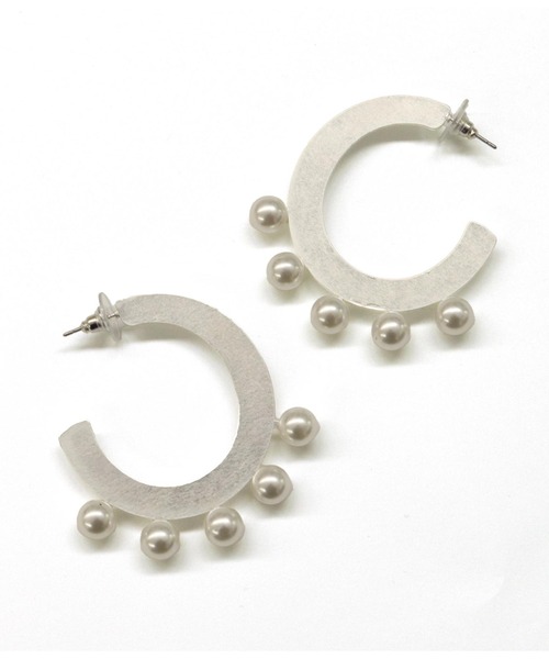 Settimissimo(セッティミッシモ)の「ITALYパール付ゴールド/シルバーサークルピアス(ピアス(両耳用)・レディース・ゴールド/シルバー・FREE)」の2枚目の写真