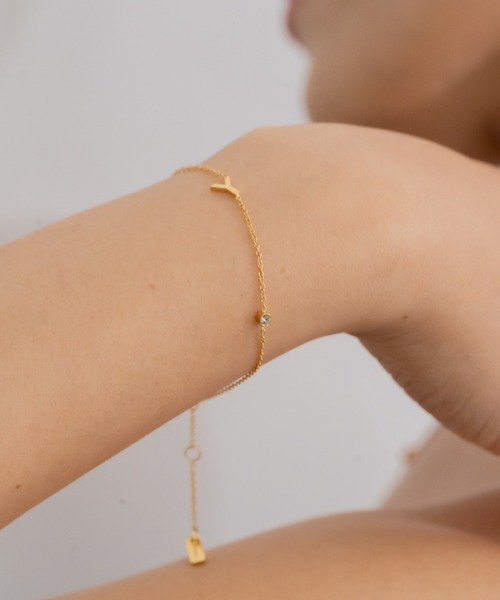 ebine(エビネ)の「金属アレルギー対応 サージカルステンレス Alphabet Zirconia Bracelet(ブレスレット・レディース・I/C/Y/H/E/M/S/J/K/F/N/T/D/R/A/W・FREE)」の16枚目の写真