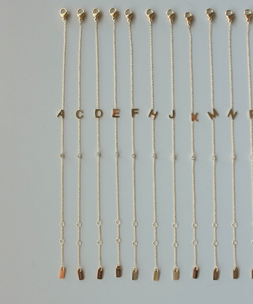 ebine(エビネ)の「金属アレルギー対応 サージカルステンレス Alphabet Zirconia Bracelet(ブレスレット・レディース・I/C/Y/H/E/M/S/J/K/F/N/T/D/R/A/W・FREE)」の19枚目の写真