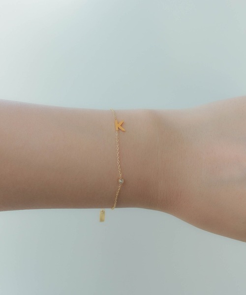 ebine(エビネ)の「金属アレルギー対応 サージカルステンレス Alphabet Zirconia Bracelet(ブレスレット・レディース・I/C/Y/H/E/M/S/J/K/F/N/T/D/R/A/W・FREE)」の20枚目の写真