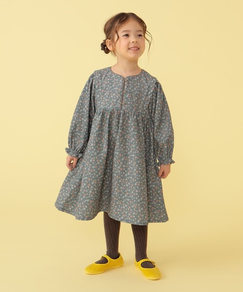 BEAMS mini(ビームスミニ)の「BEAMS mini / フラワー コーデュロイ ワンピース 23FW (90~150cm)(ワンピース・キッズ・レッド系その他2/サックスブルー/ホワイト系その他5・110/130/150/140/120/100/90)」の18枚目の写真