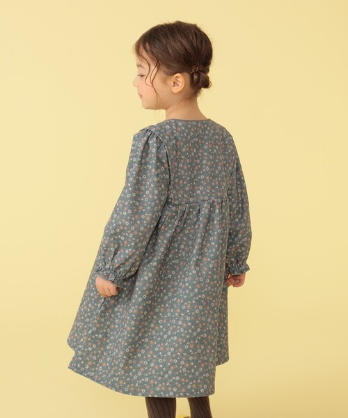 BEAMS mini(ビームスミニ)の「BEAMS mini / フラワー コーデュロイ ワンピース 23FW (90~150cm)(ワンピース・キッズ・レッド系その他2/サックスブルー/ホワイト系その他5・110/130/150/140/120/100/90)」の17枚目の写真