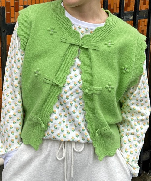 Alley by w closet（アリーバイダブルクローゼット）の「【Alley】パール付チャイナボタンベスト（ベスト・レディース・オレンジ/イエロー/グリーン・FREE）」の12枚目の写真