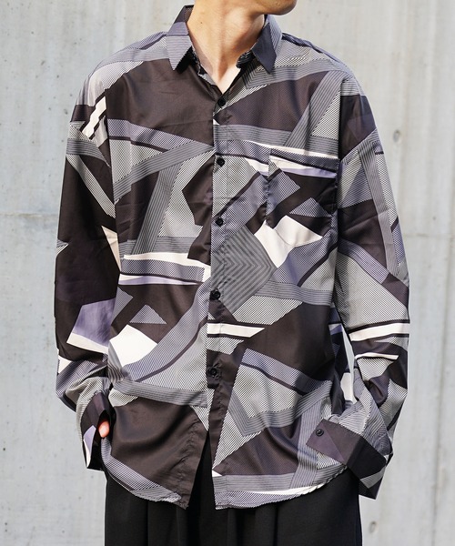 MinoriTY(マイノリティ)の「【MinoriTY】マルチプリント総柄ビッグシルエットシャツ オーバーサイズ ビッグシルエット ルーズフィット メンズ 秋服(シャツ/ブラウス・メンズ・ブラック/ホワイト×ブラック/マルチ/アニマル/ネイビー/ホワイト/グリーン/ダークブラック/ブルー/ストライプ/ゼブラ/ブルーグリーン/レオパード/ライトブラック/アイボリー/イエロー/クリアブラック/ダークグリーン/サファリグリーン/ピンク・M/L)」の11枚目の写真