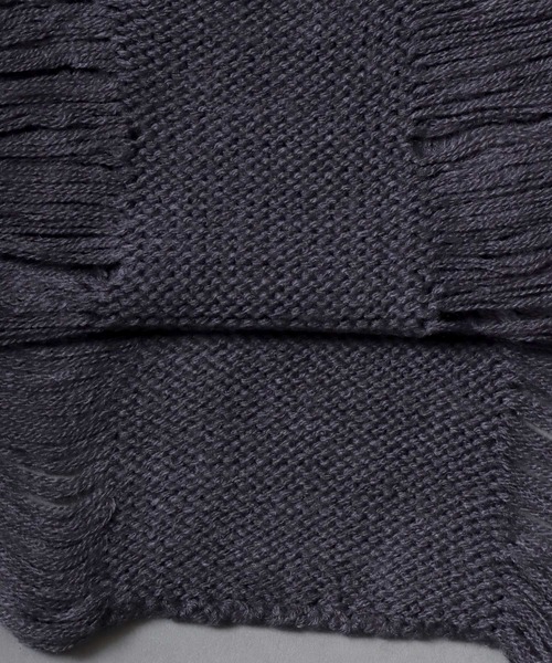 SITRY（シトリー）の「damage knit crew neck sweater/ダメージ ニット クルーネック セーター（ニット/セーター・メンズ・ブラウン/チャコールグレー/ブラック・M/L/XL）」の10枚目の写真