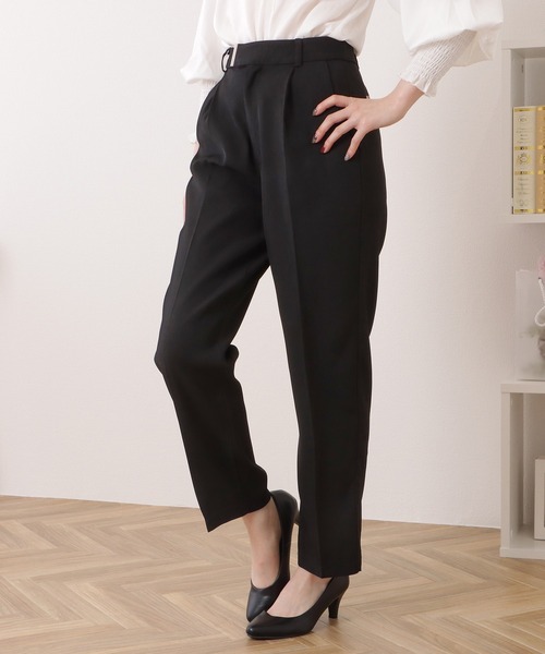 regleam テーパードタックパンツ　ブラックS regleam テーパードタックパンツ ブラックS テーパードタック