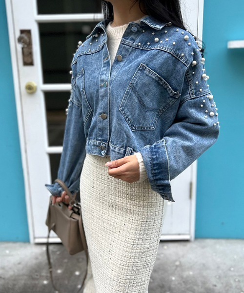 MODE ROBE（モードローブ）の「パール付きデニムジャケット（デニムジャケット・レディース・ブルー・FREE）」の2枚目の写真