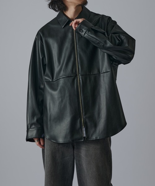 Lui's（ルイス）の「シンセティックレザーシャツブルゾン（シャツ/ブラウス・メンズ・ブラック・FREE）」の4枚目の写真