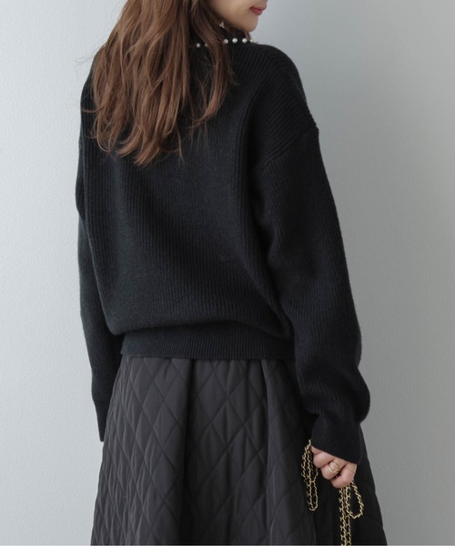 La-gemme（ラジェム）の「パールカラーニット（ニット/セーター・レディース・グレー/ネイビー/ブラック/ホワイト・フリー）」の13枚目の写真