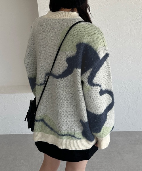kutir(クティール)の「ニュアンス柄マーブルジャガードニット(ニット/セーター・レディース・グリーン/アイボリー・FREE)」の14枚目の写真