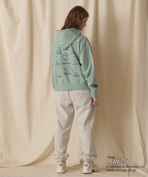 AVIREX（アヴィレックス）の「《PEANUTS×AVIREX》PULL OVER PARKA/《ピーナッツ×アヴィレックス》プルオーバーパーカー（パーカー・レディース・ミント/チャコールグレー/ライトグレー・FREE）」の4枚目の写真