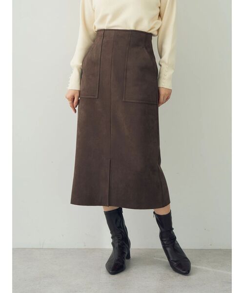 YECCA VECCA（イェッカヴェッカ）の「ハイウエストフェイクスエードスカート（スカート・レディース・ブルー/ライトベージュ/ダークブラウン・M/S）」の4枚目の写真