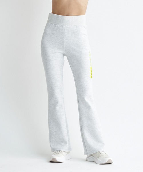 ROXY(ロキシー)の「BRB FLARE LEGGINGS/ロキシーフレアシルエットレギンス(その他パンツ・レディース・ブラック/パープル/グレー・SMALL/MEDIUM/LARGE)」の2枚目の写真