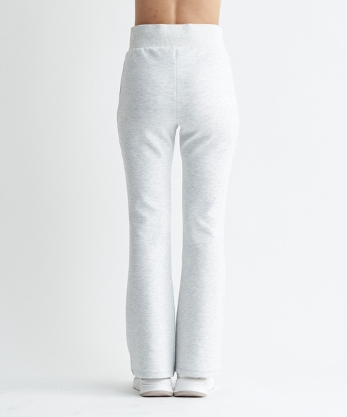 ROXY(ロキシー)の「BRB FLARE LEGGINGS/ロキシーフレアシルエットレギンス(その他パンツ・レディース・ブラック/パープル/グレー・SMALL/MEDIUM/LARGE)」の8枚目の写真