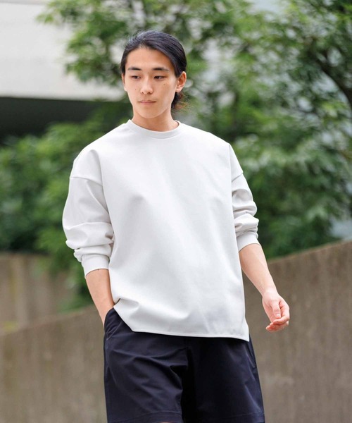 ADAM ET ROPE'(アダムエロペ)の「ポンチ ドロップショルダー キックバック ロングスリーブTee / 高機能ストレッチ / ロングシーズン着用可能(Tシャツ/カットソー・メンズ・ブラック/グレー/オフホワイト/グリーン系その他3・L/M)」の15枚目の写真