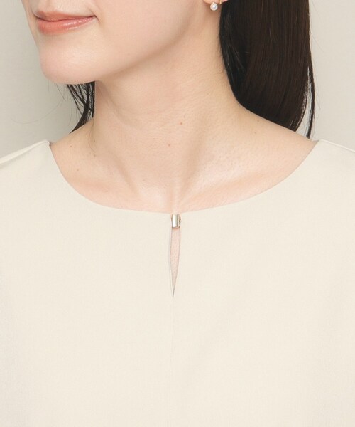 ITS'DEMO（イッツデモ）の「◆【普段着にも使える／卒業式・入学式／オフィス／セレモニー】ダブルクロスペプラムブラウス（シャツ/ブラウス・レディース・ブラック/ナチュラル・00）」の15枚目の写真