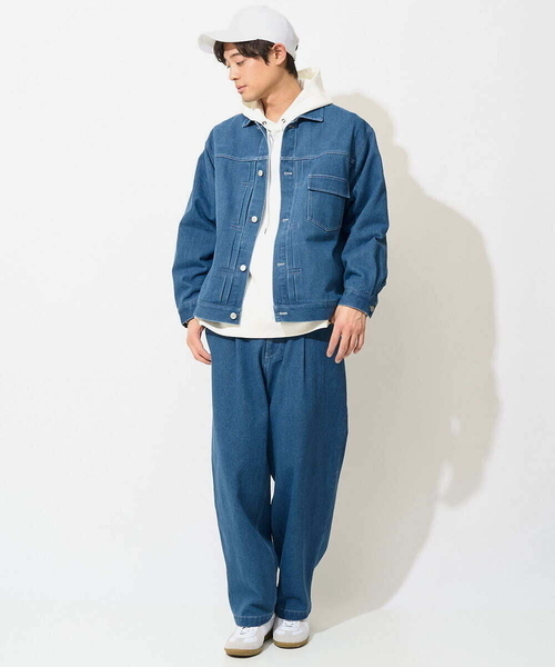 a.v.v(アーヴェヴェ)の「【トレンド】タックテーパードワイドデニムパンツ(セットアップ可)(デニムパンツ・メンズ・ホワイト/ブルー・48/46)」の16枚目の写真