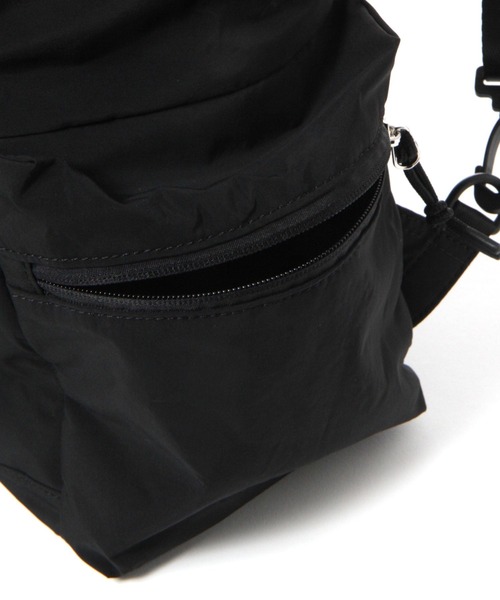 LAKOLE（ラコレ）の「ダブルポケットワンショルダーバッグ / 105060（ショルダーバッグ・レディース・ホワイト/ブラック/ピンク・FREE）」の13枚目の写真