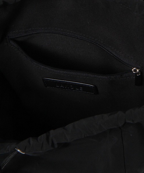 LAKOLE（ラコレ）の「ダブルポケットワンショルダーバッグ / 105060（ショルダーバッグ・レディース・ホワイト/ブラック/ピンク・FREE）」の17枚目の写真