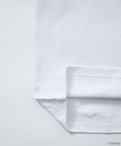 FREAK'S STORE（フリークスストア）の「限定展開/DISNEY ディズニー 白雪姫/別注 バックプリント クルーネックTシャツ（Tシャツ/カットソー・メンズ・ネイビー/ブラック/ホワイト・LARGE/MEDIUM/SMALL）」の9枚目の写真