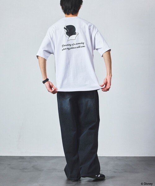 FREAK'S STORE（フリークスストア）の「限定展開/DISNEY ディズニー 白雪姫/別注 バックプリント クルーネックTシャツ（Tシャツ/カットソー・メンズ・ネイビー/ブラック/ホワイト・LARGE/MEDIUM/SMALL）」の17枚目の写真