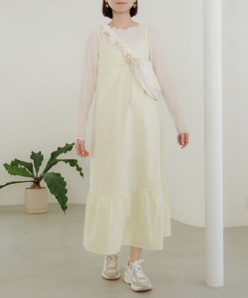 flower（フラワー）の「サニーキャミワンピース（ワンピース・レディース・イエロー/ホワイト・FREE）」の2枚目の写真