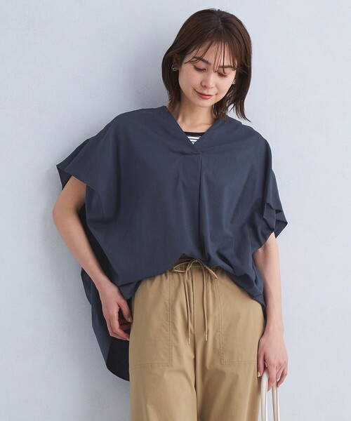 green label relaxing（グリーンレーベルリラクシング）の「ショルダータック ブラウス（シャツ/ブラウス・レディース・ホワイト/モカ/コバルトブルー/ネイビー・FREE）」の9枚目の写真