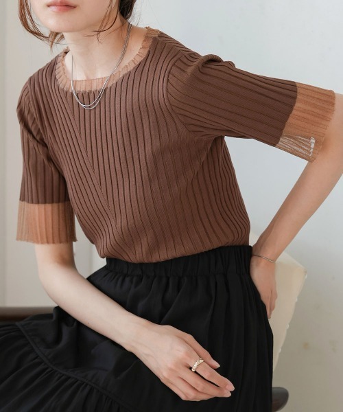 Bab（バブ）の「【新色追加】シアー使い5分袖リブニットトップス（ニット/セーター・レディース・ベージュ/ブルー/アイボリー/ブラック/ライトグリーン/チャコールグレー/ブラウン・FREE）」の5枚目の写真