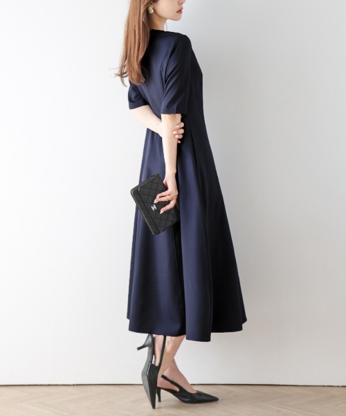 SUGAR BISKET(シュガービスケット)の「フレアミモレ丈ワンピース(ワンピース・レディース・ブラック/ラベンダー/ネイビー・M/L)」の10枚目の写真