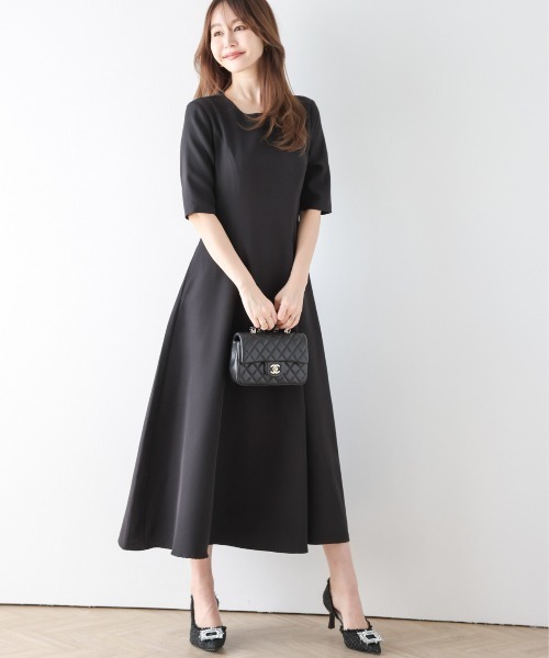 SUGAR BISKET(シュガービスケット)の「フレアミモレ丈ワンピース(ワンピース・レディース・ブラック/ラベンダー/ネイビー・M/L)」の4枚目の写真