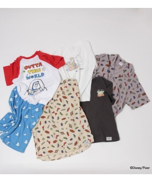 and D. petit main（アンドディープティマイン）の「【親子リンク】【Disney】Kidsトイストーリー/イラストTシャツ（Tシャツ/カットソー・キッズ・チャコール/ホワイト・100cm/140cm/120cm/150cm/110cm/130cm）」の12枚目の写真