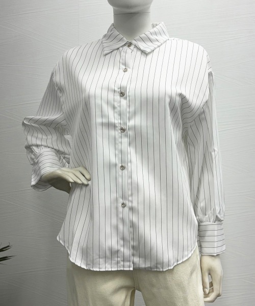 Miniministore(ミニミニストア)の「ストライプシャツブラウス レディース長袖(シャツ/ブラウス・レディース・ホワイト/ネイビー・FREE)」の4枚目の写真