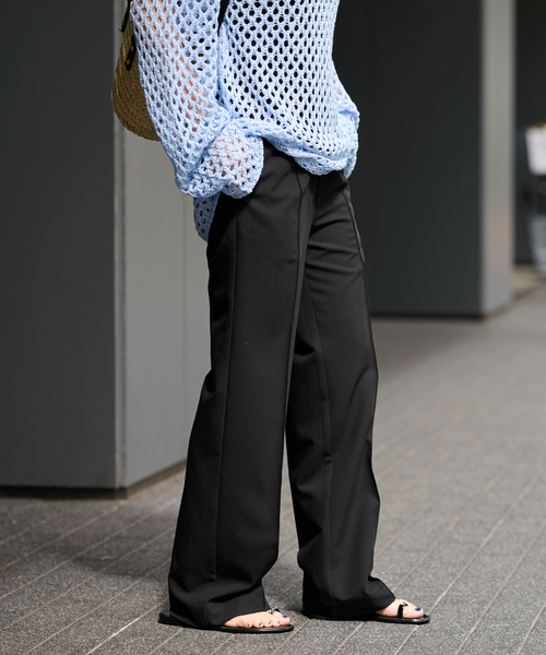 U by SPICK&SPAN（ユーバイスピックアンドスパン）の「ピンタックパンツ（スラックス・レディース・ブラック/チャコールグレー・36/38）」の4枚目の写真
