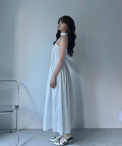 MAINLYTRULY（メインリィトゥルリィ）の「シャーリング ベア ワンピース（ワンピース・レディース・ホワイト・FREE）」の5枚目の写真
