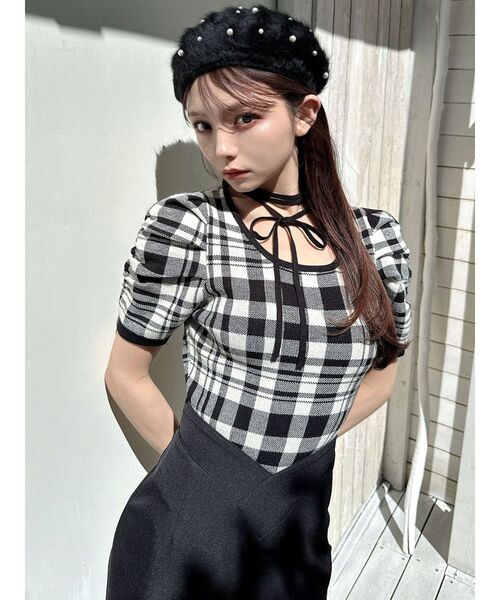 RESEXXY(リゼクシー)の「チョーカーデザインニットトップス(ニット/セーター・レディース・その他1/ホワイト/ブラック/ブルー・FREE)」の17枚目の写真