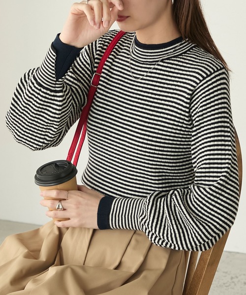 BONLECILL（ボンルシール）の「【至福のカヌレニット】レイヤード風ハイネックボリュームスリーブ リブニットプルオーバー（ニット/セーター・レディース・アイボリー/ブラック/杢グレー/ネイビー/ブラック×ホワイト/レッド/オレンジ/ベージュ/ブラック系1/ピンク/グリーン/チャコールグレー/ライトブルー/ダークグリーン/ネイビー系2/ブラック系2/ダークオレンジ/ブルー/マスタード/ホワイト×ブラック/ネイビー系3/レッド系1/ネイビー系1/グレー系1/アイボリー系1/ブラウン/ボルドー・M/L）」の20枚目の写真