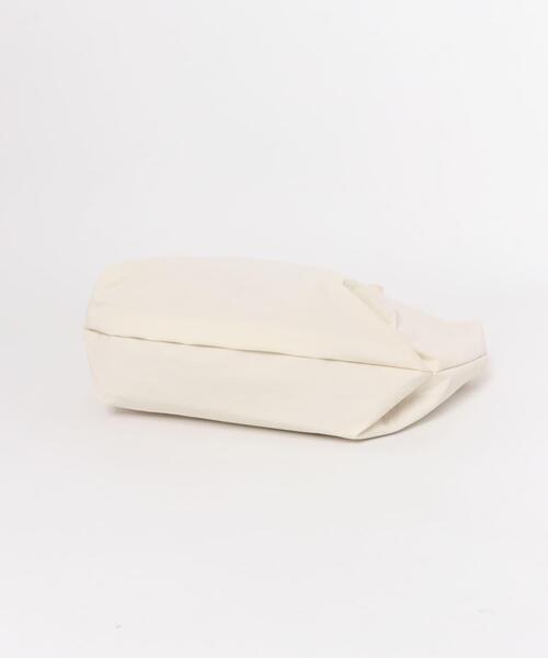 URBAN RESEARCH DOORS(アーバンリサーチドアーズ)の「ウォッシャブルミニショルダーバッグ(ショルダーバッグ・レディース・アイボリー/ブラック・ONE)」の7枚目の写真