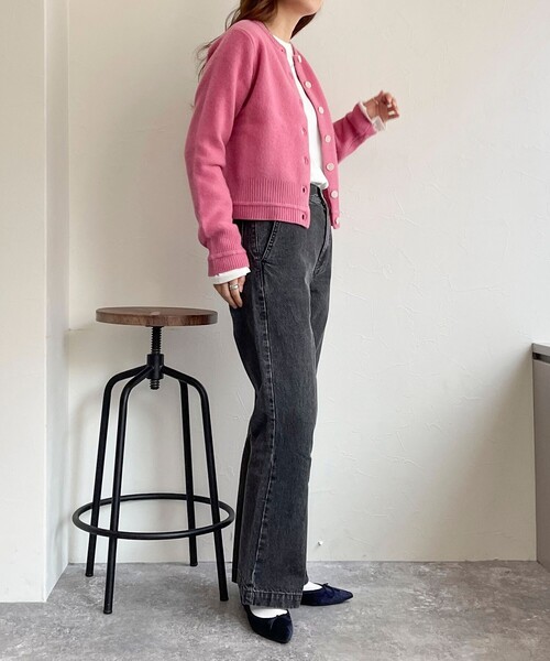 fredy emue（フレディエミュ）の「CASHMILE WOOL カーディガン（ニット/セーター・レディース・オフホワイト/サックスブルー/チャコールグレー/ピンク・38）」の17枚目の写真