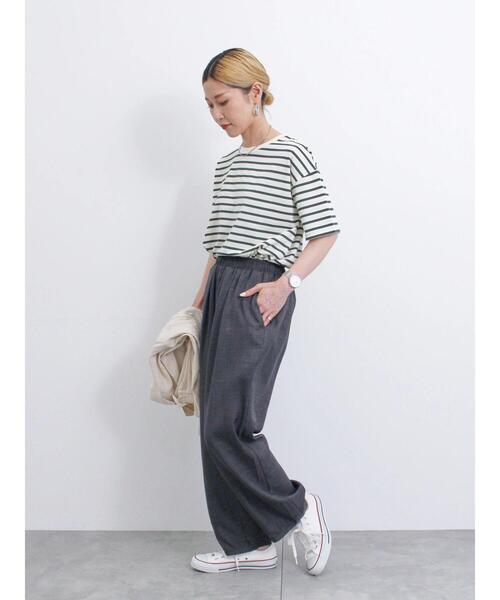 Samansa Mos2 blue（サマンサモスモスブルー）の「【接触冷感】ボーダーTシャツ（Tシャツ/カットソー・レディース・オフホワイト/ネイビー/グリーン・F）」の21枚目の写真
