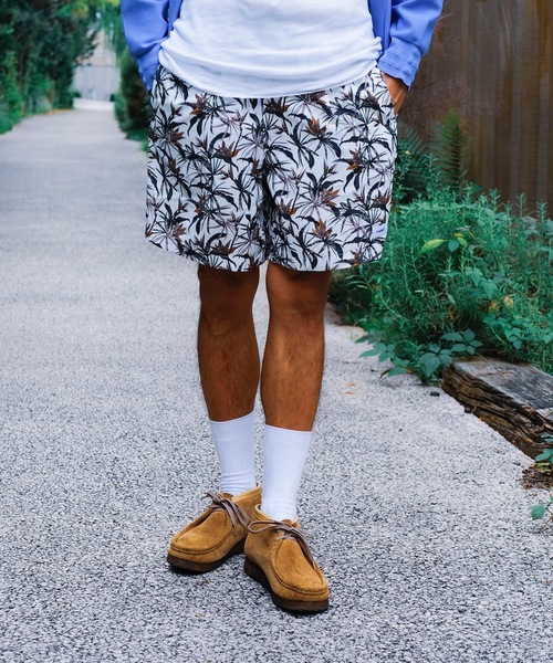 roial（ロイアル）の「WALK SHORTS/ROIAL(ロイアル)ボタニカル総柄ショートパンツ（その他パンツ・メンズ・ブラウン/オフホワイト・LARGE/X-LARGE/MEDIUM）」の5枚目の写真
