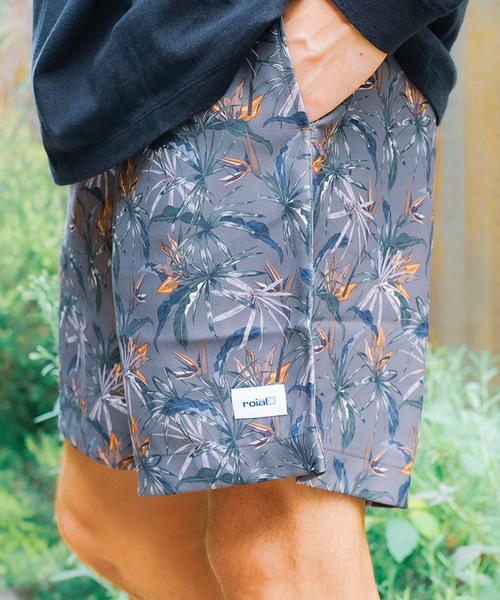 roial（ロイアル）の「WALK SHORTS/ROIAL(ロイアル)ボタニカル総柄ショートパンツ（その他パンツ・メンズ・ブラウン/オフホワイト・LARGE/X-LARGE/MEDIUM）」の16枚目の写真