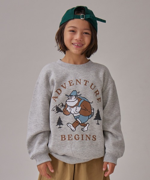 PAIRMANON STREET（ペアマノンストリート）の「【PAIRMANON STREET】裏起毛 プリント オーバサイズ スウェット トレーナー（スウェット・キッズ・グレー系その他2/グレー系その他3/グレー系その他4/グレー系その他5/オレンジ/グリーン系その他/ブルー系その他/ネイビー/ブラック系その他/ブラック系その他3/ブラック系その他5/ベージュ系その他3/グレー系その他/ブラック系その他2/レッド/レッド系その他/ブラック系その他4/ベージュ系その他/ベージュ系その他2/ブラウン・100/110/120/130/140/150/160/90）」の8枚目の写真